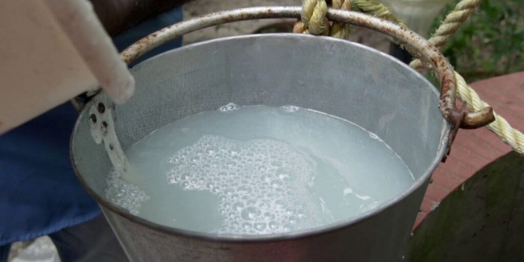 Chlorine Granules Applied in Sanitizing Well Water